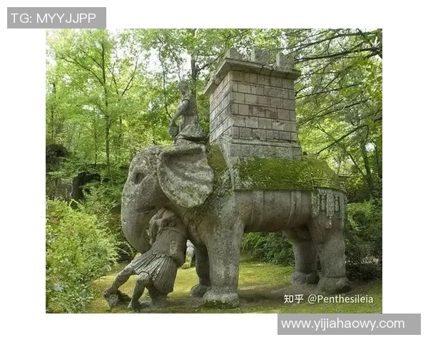 足球明星雕像的奇葩之作揭示了艺术与现实的巨大反差与争议